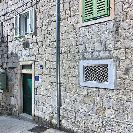 Apartment Under Constructiion Split